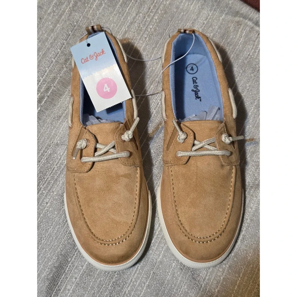 Cat & Jack Kids Boat Shoes Tan Faux Suede Slip On Loafers Size 4 NWT